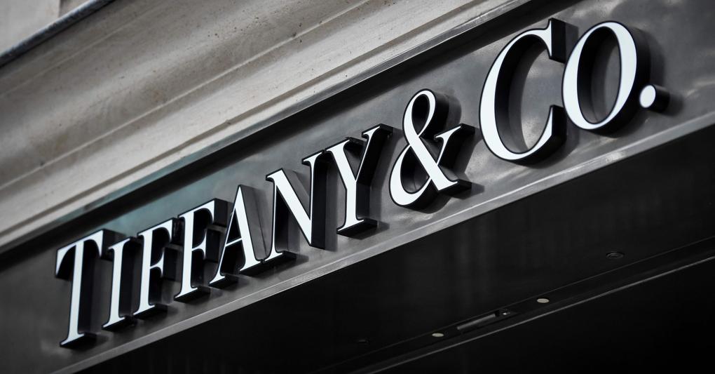 Lvmh compra Tiffany trovato l accordo per 16 2 miliardi di